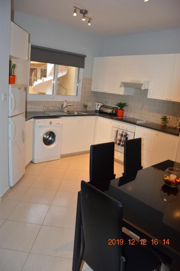 Luxury Apartment Πάφος Εξωτερικό φωτογραφία